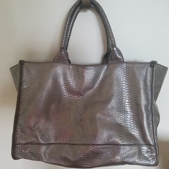 Large Silver Tote - Picture 3 of 6